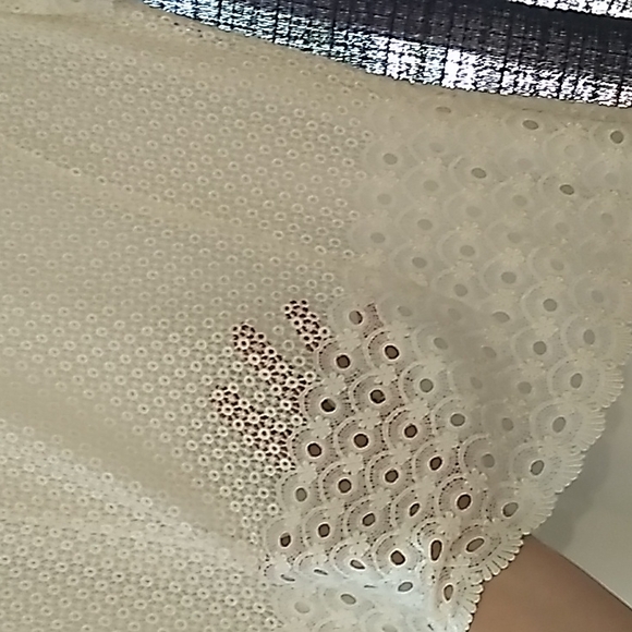 BEAUTIFUL WHITE DRESS - Picture 5 of 15